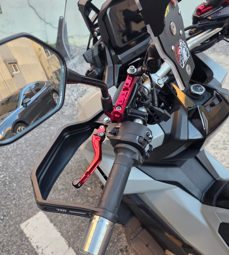 혼다 X-ADV 750 25년10월 30일출고 이미지