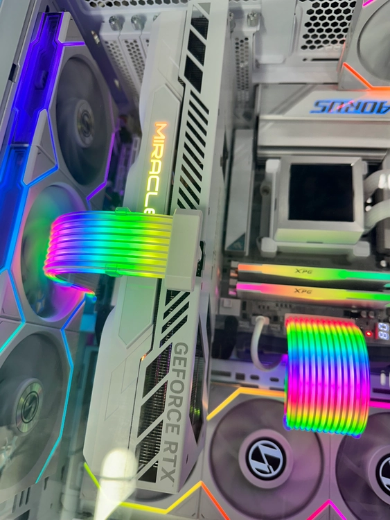9950x3d rtx5080 이미지