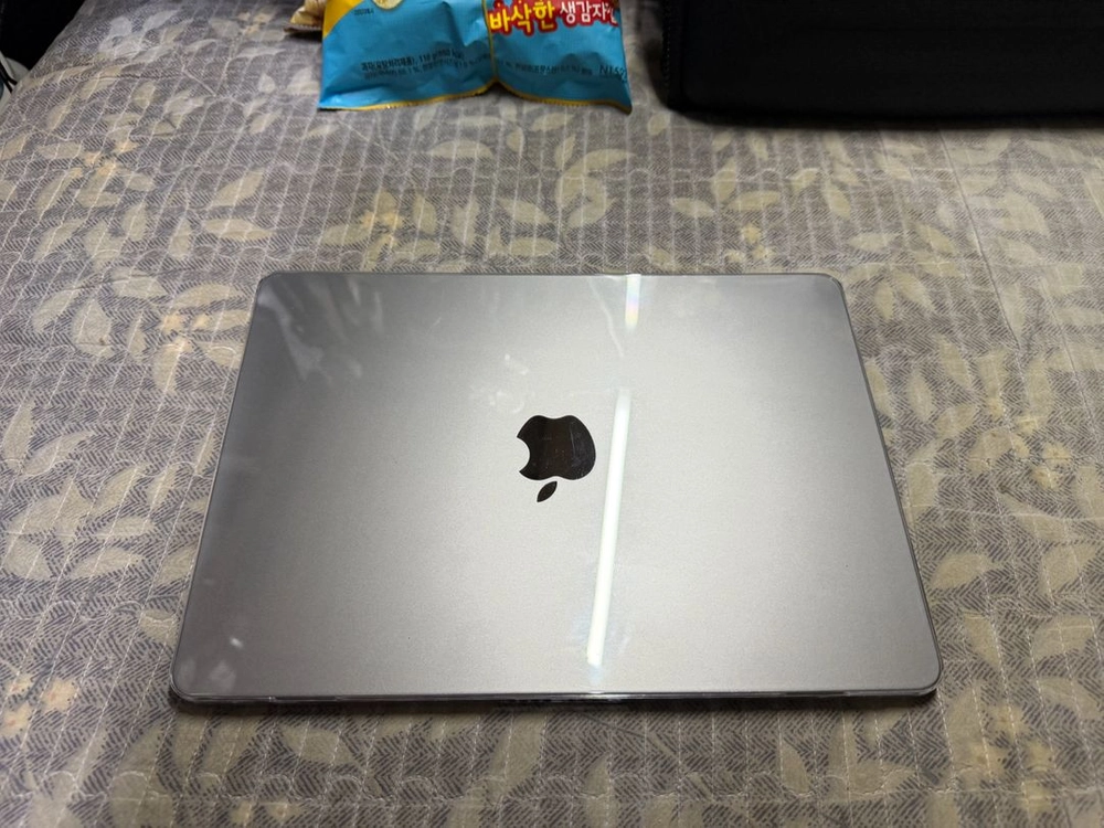 애플 맥북에어 M3 13인치 16GB + 1TB 판매합니다 이미지
