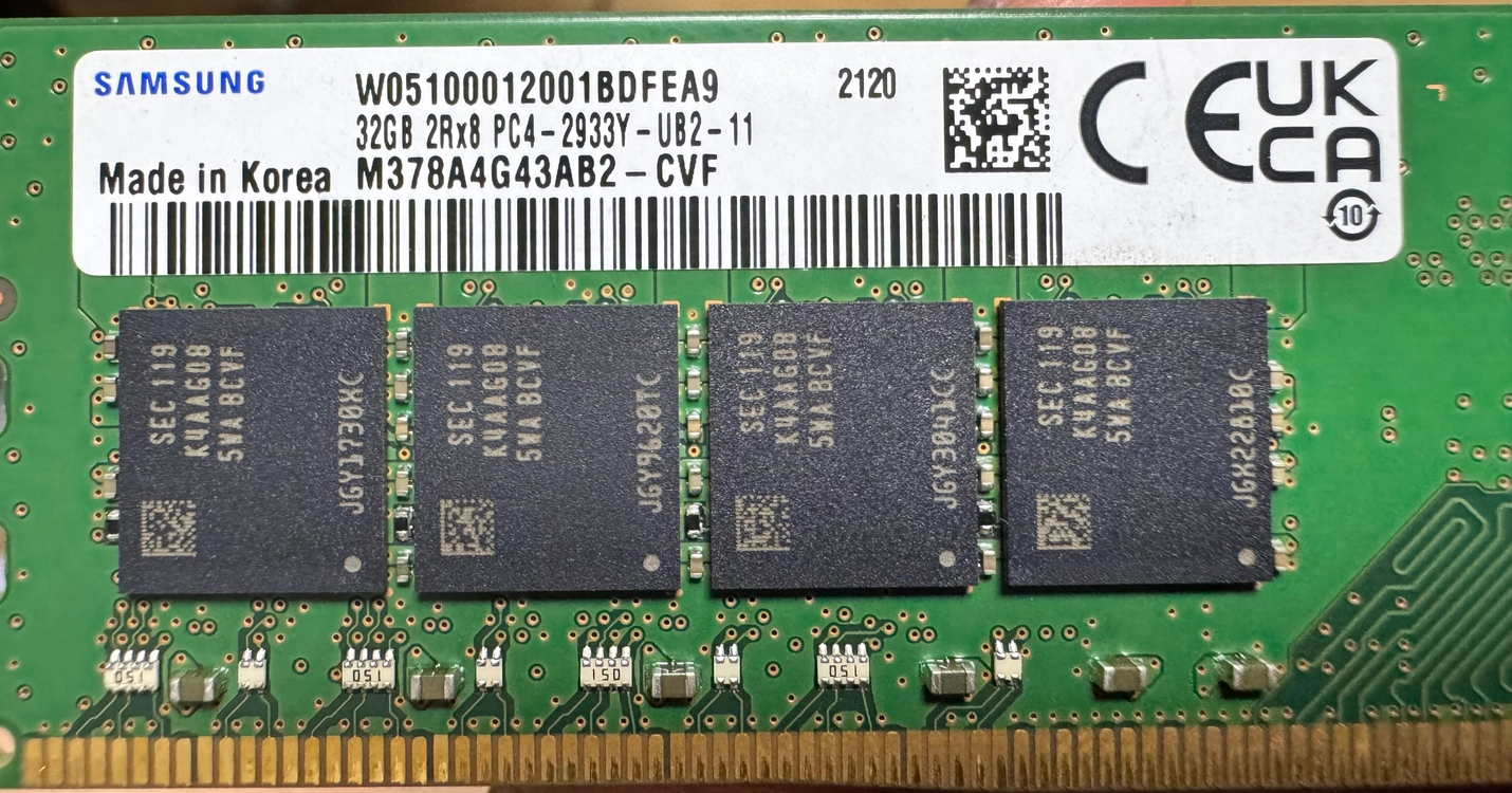 DDR4 32GB 메모리 이미지