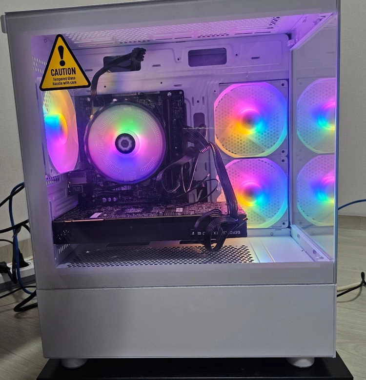 게이밍 본체 rtx 2080SUPER - 안심되는 중고거래