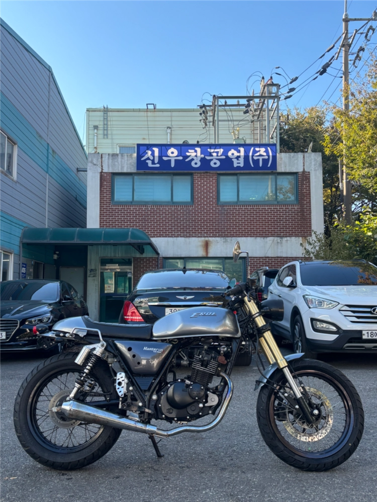 엘로이모터스 헌터125s 18년 8천 판매합니다 이미지