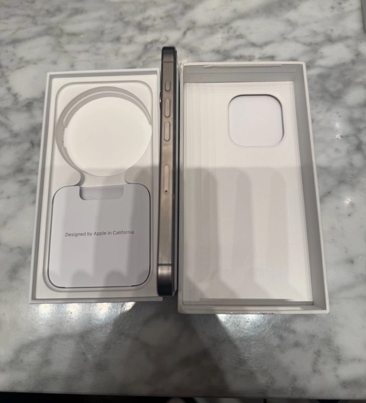 아이폰15프로 256GB 이미지