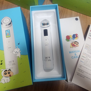 메디큐브 에이지알 부스터프로 짱구에디션 새상품 이미지