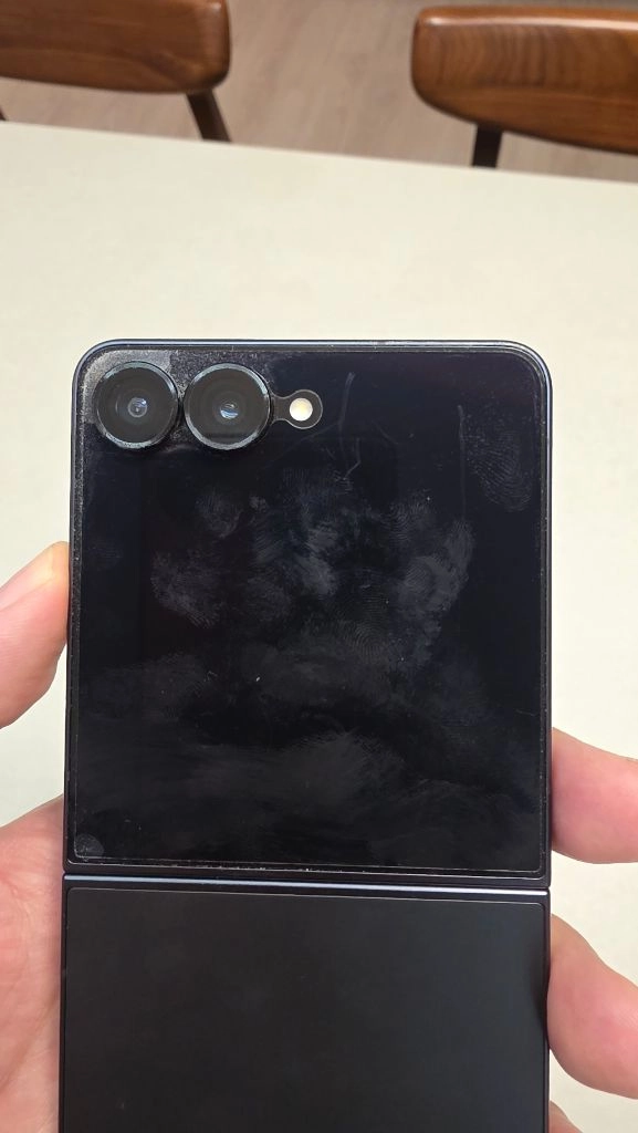 삼성전자 갤럭시 Z플립 7 블랙 512GB SM-F766NZKEKOO 제트블랙 판매 이미지