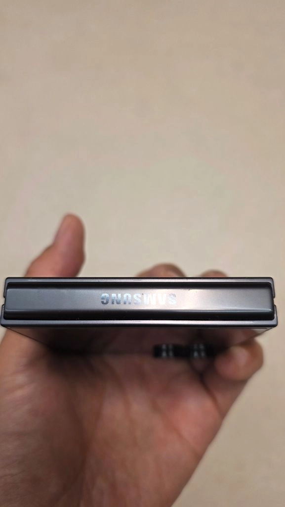 삼성전자 갤럭시 Z플립 7 블랙 512GB SM-F766NZKEKOO 제트블랙 판매 이미지