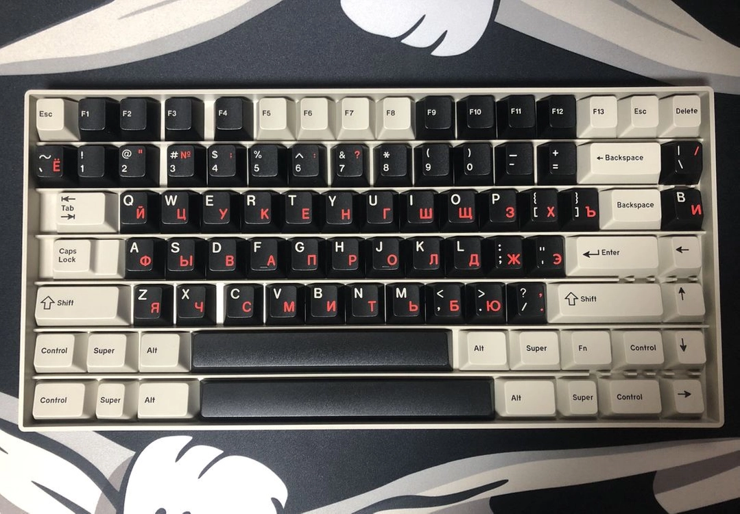 SWG Яubber - Red Cyrillic Base 키캡 이미지