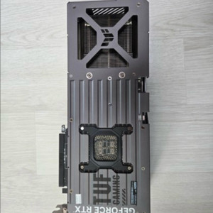 RTX 5090 그래픽카드 이미지