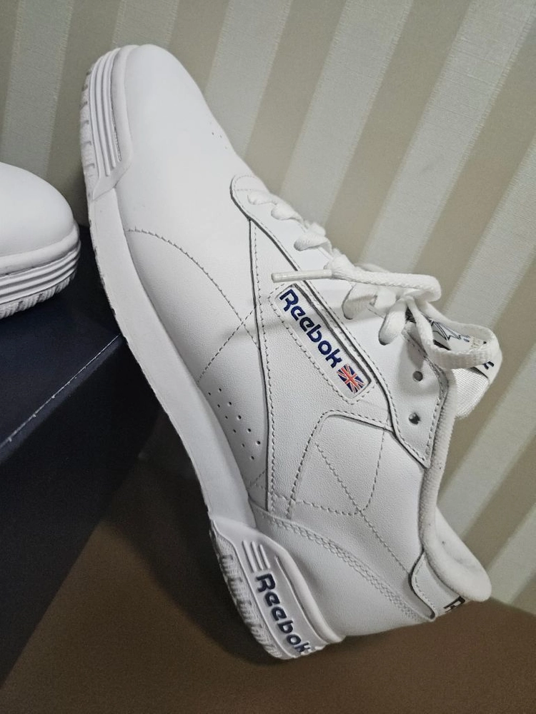 리복 엑소핏 로우 265 이미지