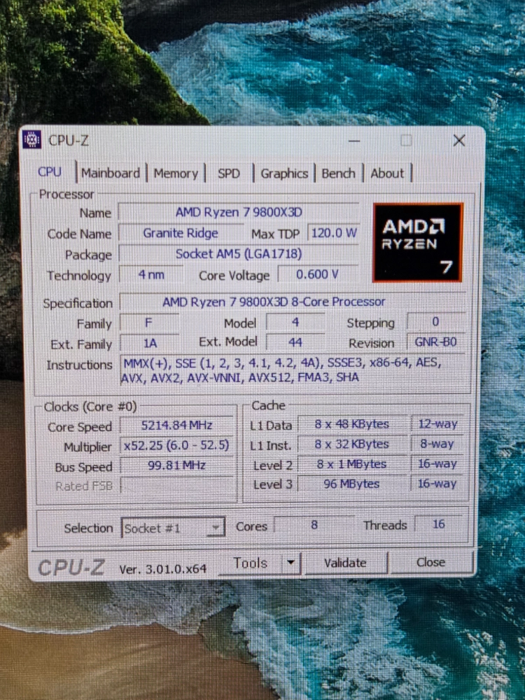 9800x3d rtx5070본체,한성24인치fhd 모니터,조이트론 턴키키보드 팝니다 이미지