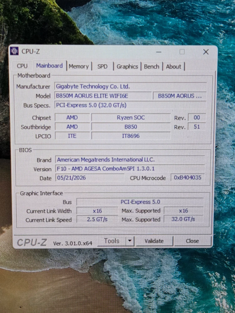 9800x3d rtx5070본체,한성24인치fhd 모니터,조이트론 턴키키보드 팝니다 이미지