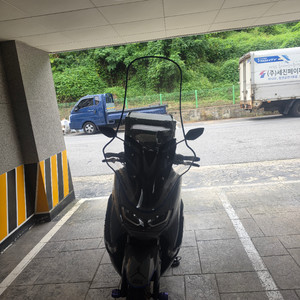 nmax125 23년식 파워그레이 이미지