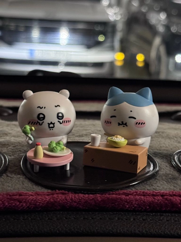 먼작귀 먹방 피규어 하치와레 - 안심되는 중고거래