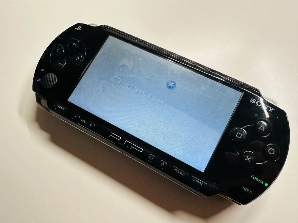 소니 PSP-1005 피아노 블랙 한글 정발판 정크 본체 판매 (3005, GO) 이미지
