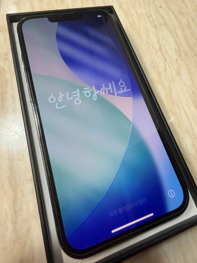 아이폰13프로 128기가 그래파이트 이미지