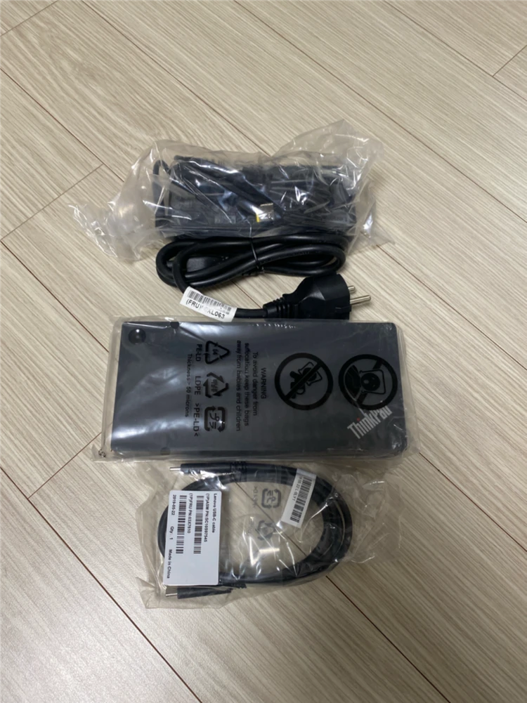 [새상품][정품] ThinkPad USB-C 도킹 스테이션 Gen2 이미지