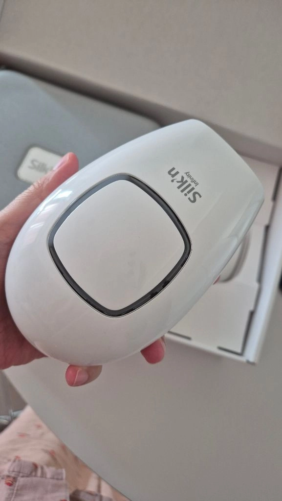 실큰 인피니티 제모기 이미지