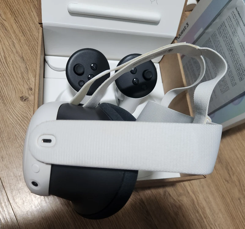 오큘러스 메타퀘스트3 VR 헤드셋 128GB 이미지