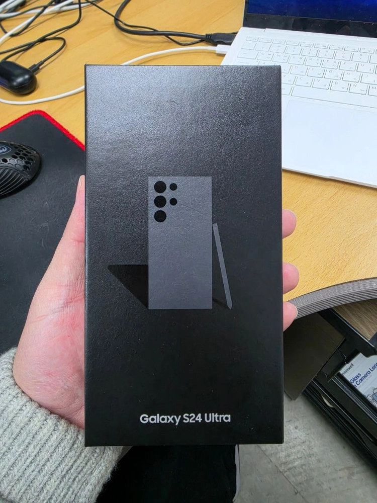 갤럭시 s24울트라 256 블랙 이미지