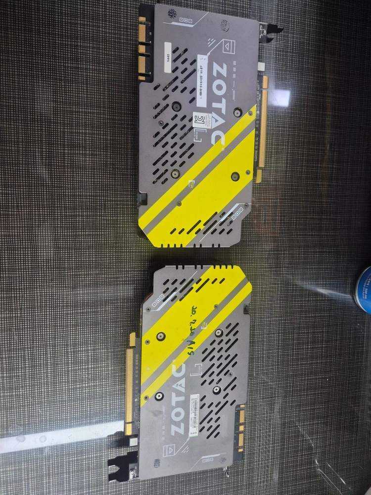 조탁 그래픽카드 1070 2장 팝니다. 이미지