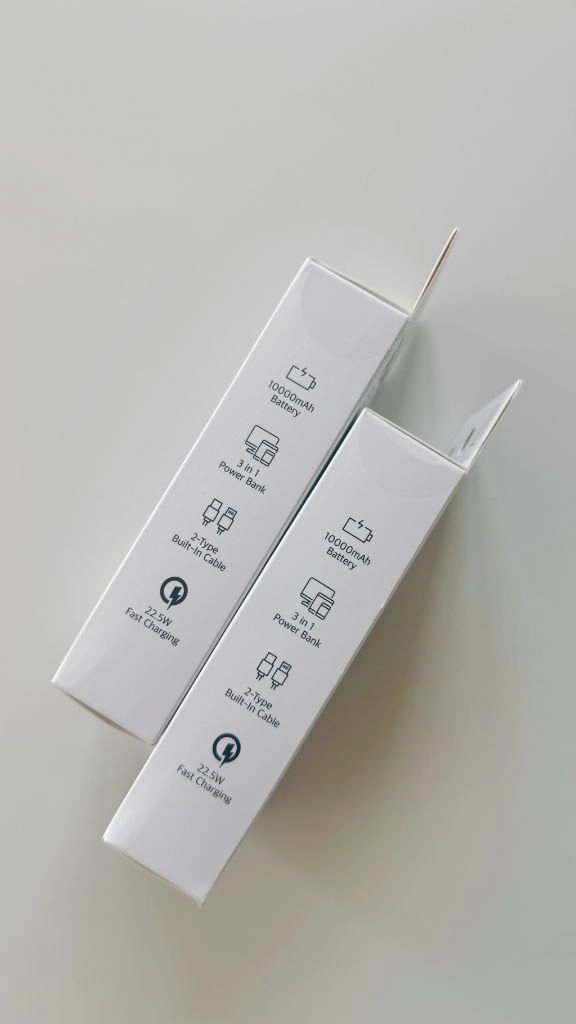 팬톤신형)이어맥 팬톤 그라데이션 빌트인 케이블 22.5W 고속 충전 보조배터리 10000mAh 이미지