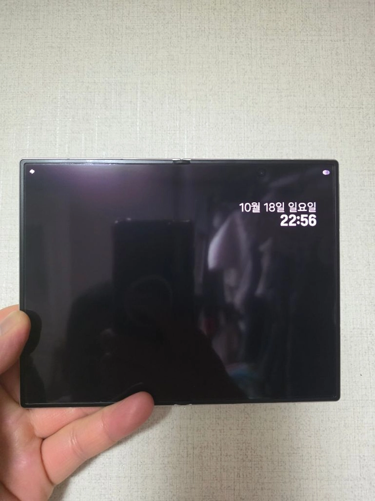 갤럭시 Z 폴드8 512G 이미지