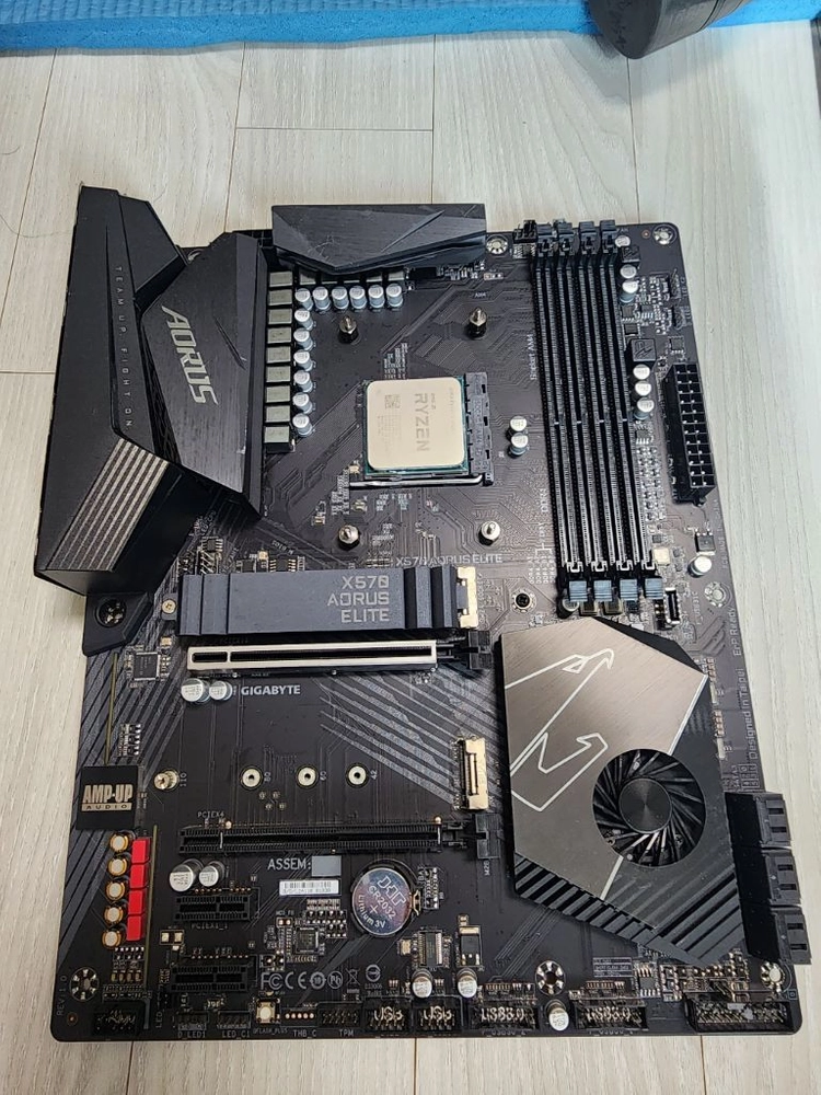 5900x x570 aorus 3열 수랭쿨러 일괄 이미지