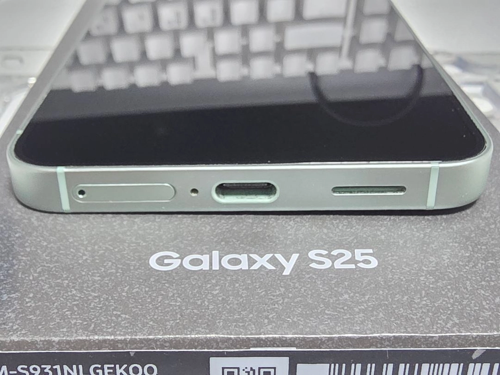 갤럭시 S25 자급제 민트 256GB 삼케플 가능 이미지