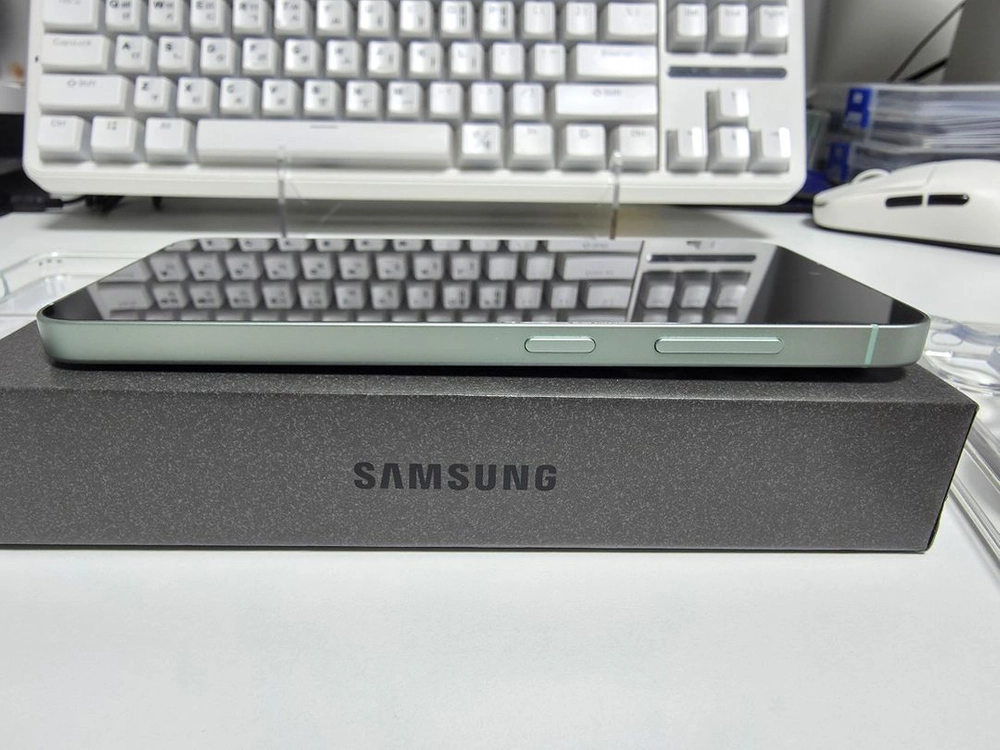 갤럭시 S25 자급제 민트 256GB 삼케플 가능 이미지