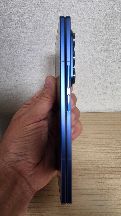 갤럭시 Z 폴드7 블루 512GB 이미지