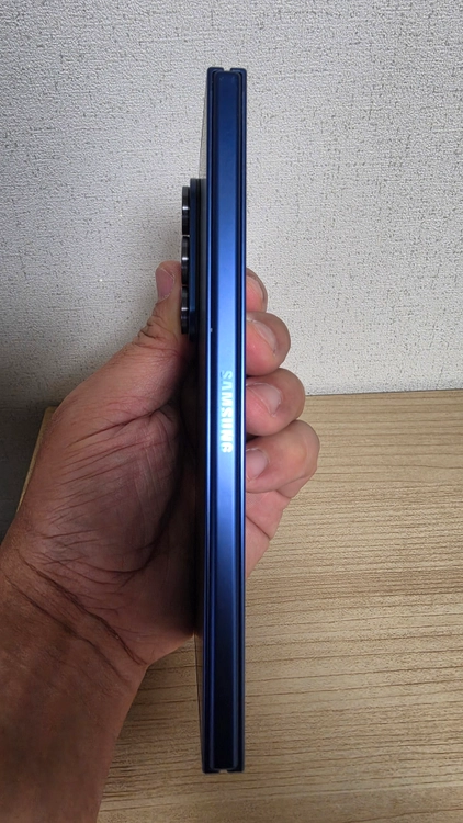 갤럭시 Z 폴드7 블루 512GB 이미지