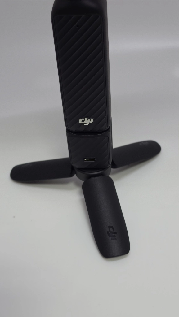 DJI 오즈모 포켓 4P 브이로그 콤보 (10월 구매, 1시간 사용, 풀박스) 이미지