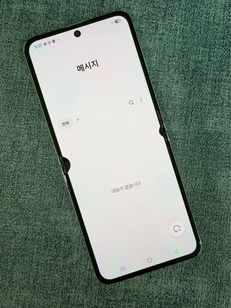 갤럭시Z플립5 256G 민트 게임용 서브용 강력추천 11만원 판매해요 이미지