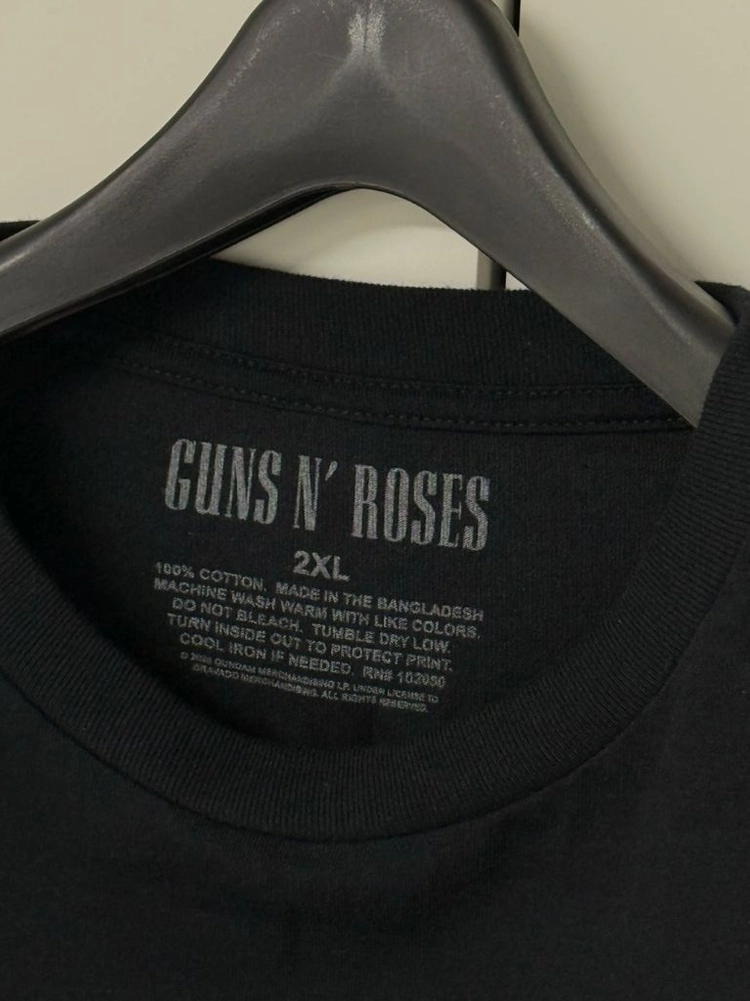 새제품 XXL / 건즈앤로지스 Guns N Roses 2025투어 내한 공식굿즈 롱슬리브티셔츠 이미지