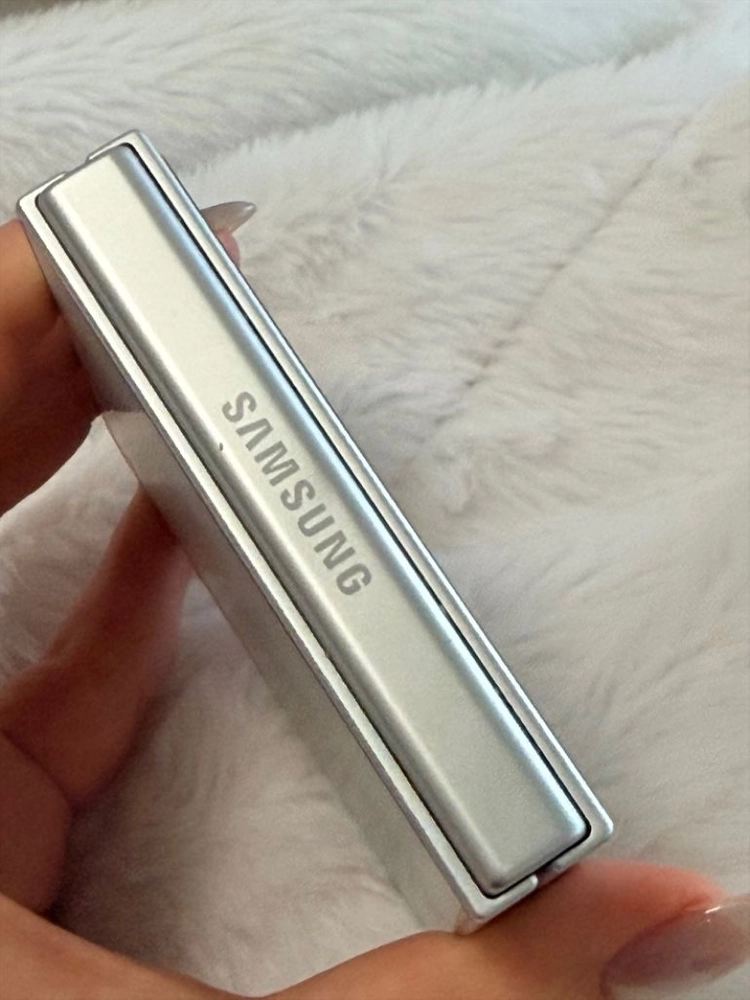 갤럭시 z플립7 민트색 512GB 풀박스 이미지