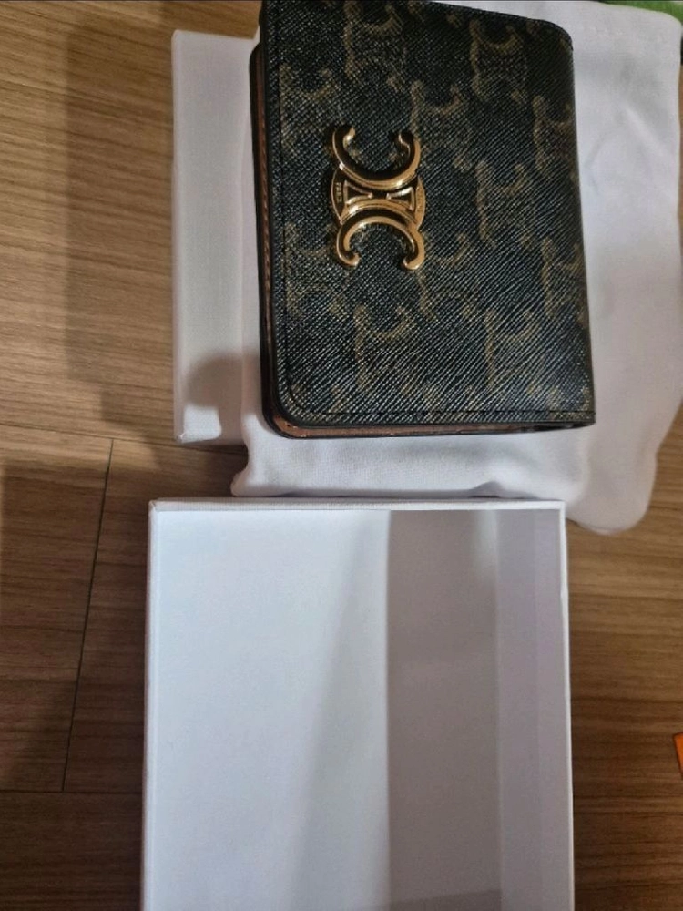 여성패션지갑 이미지