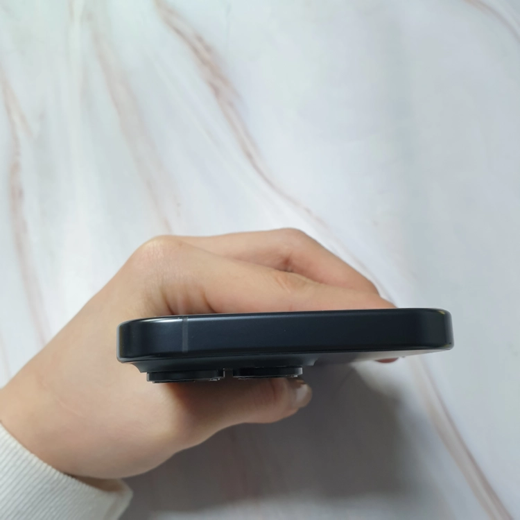 아이폰16프로 블랙티타늄 256G 저렴히 판매합니다 이미지
