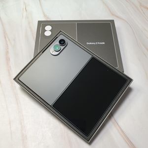 LG 갤럭시 Z폴드8 와이드 그라파이트 256G A급 풀박스 판매 이미지