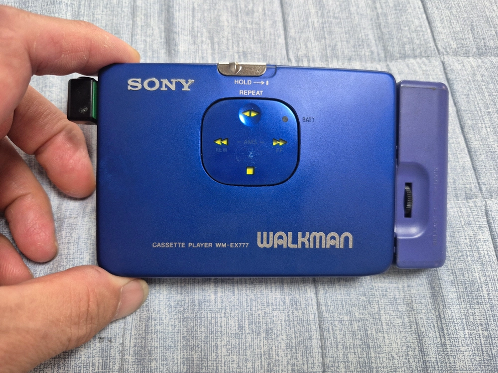 SONY WM-EX777 BLUE색상 정상작동품 판매합니다. 이미지
