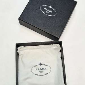 프라다 PRADA 정품 벨트박스 더스트백 세트 / 블랙 패키징 이미지