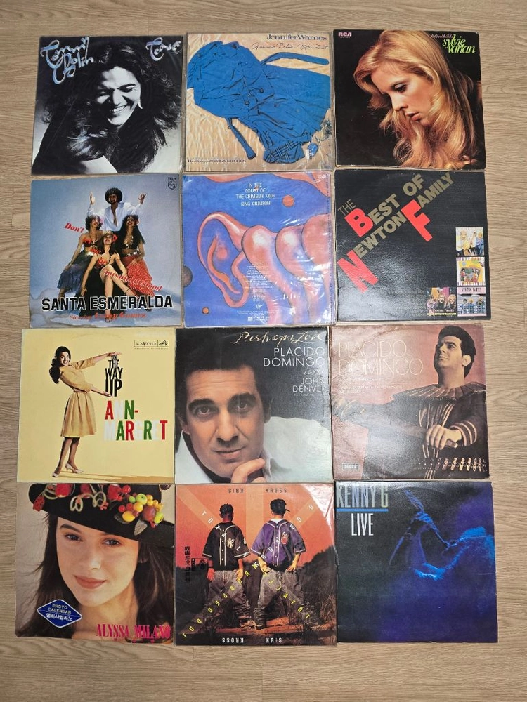LP플레이어와 LP정리장 그리고 가요LP+팝송LP+피아노전집LP+오페라LP 팝니다 이미지