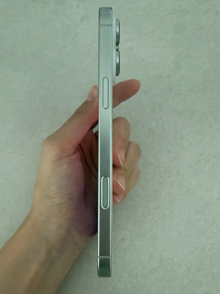 아이폰16프로맥스 256GB 화이트티타늄 이미지