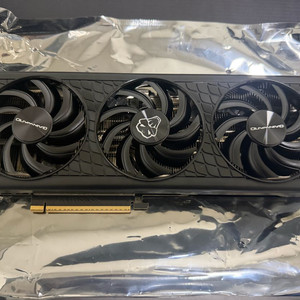 RTX 5070 그래픽카드 이미지