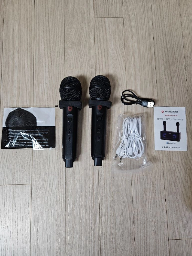 몽크로스 블루투스 듀엣 노래방 마이크 MSDM K1010 PLUS 팝니다 이미지