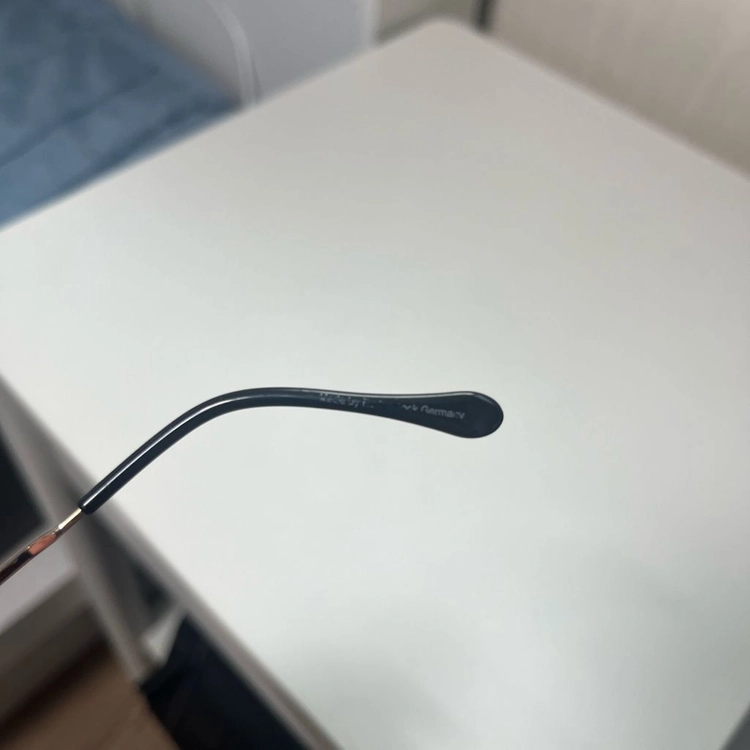로덴스톡 반무테 안경테 이미지