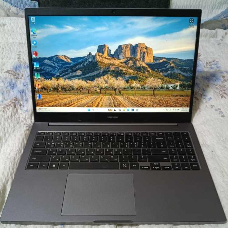 삼성 갤럭시북 NT550XDA 15인치 i5-11세대 이미지