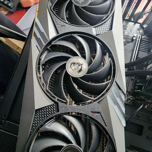 msi rtx4070 trio 그래픽카드 이미지