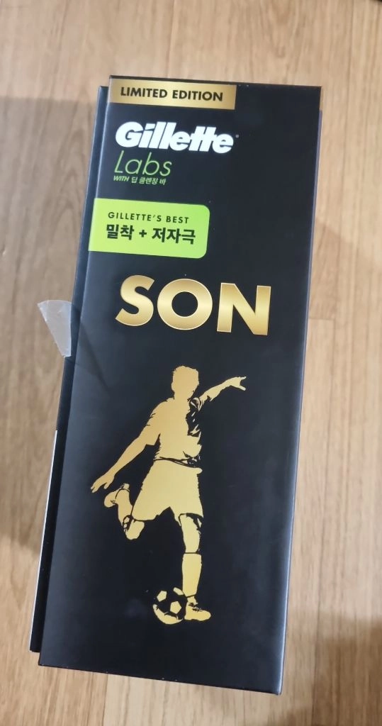 질레트 랩스 SON 손흥민 리미티드 에디션 면도기 이미지