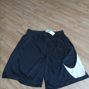 나이키 트레이닝복 반바지 매장 정품 XL 새제품 이미지