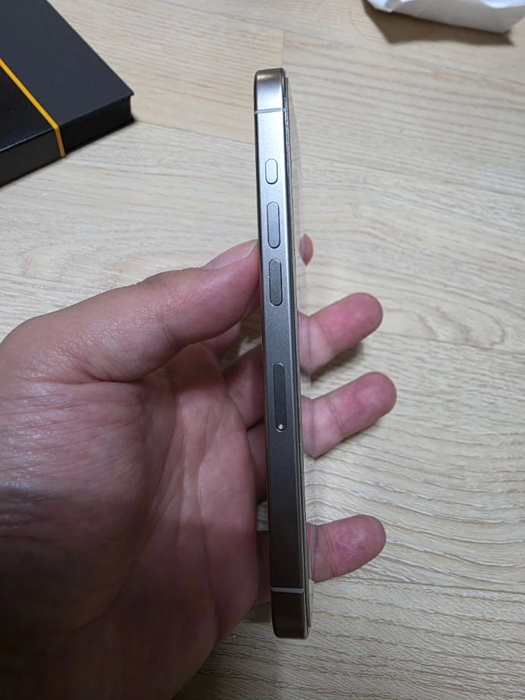자급제 아이폰 15 Pro 256GB 이미지